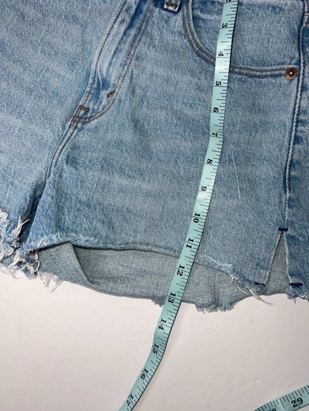 Abercrombie & Fitch Light Blue Denim Cutoff Shorts size 00 - Picture 6 of 7